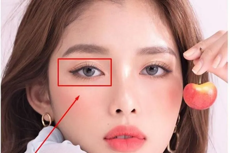 Nguyên nhân y học của mắt phải giật